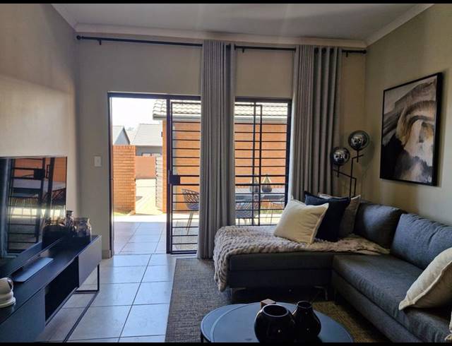 3 BEDROOM HOUSE FOR SALE IN OLYMPUS AH